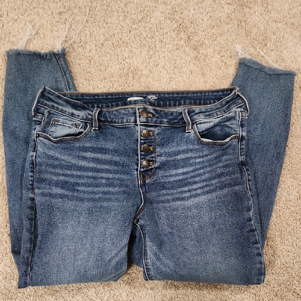 Old Navy Skinny Jeans - Size 14